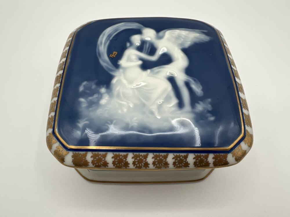 Antique French PATE-SUR-PATE Porcelaine De Paris Square Trinket Box 4.5” France